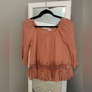Flowy Women’s Top